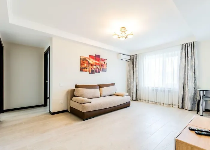 Artal Apartment On Obolonsky Avenue 16A